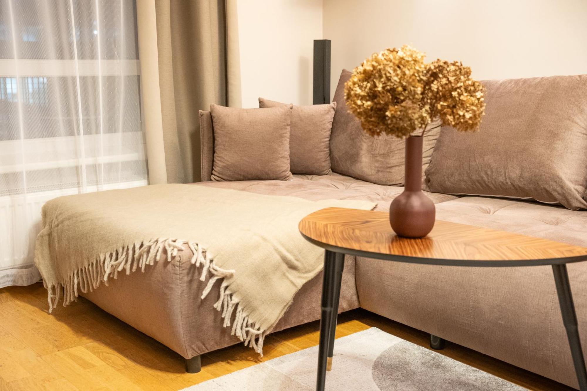 Butas Hygge Oasis For Family With Free Parking And Wi Fi Vilnius