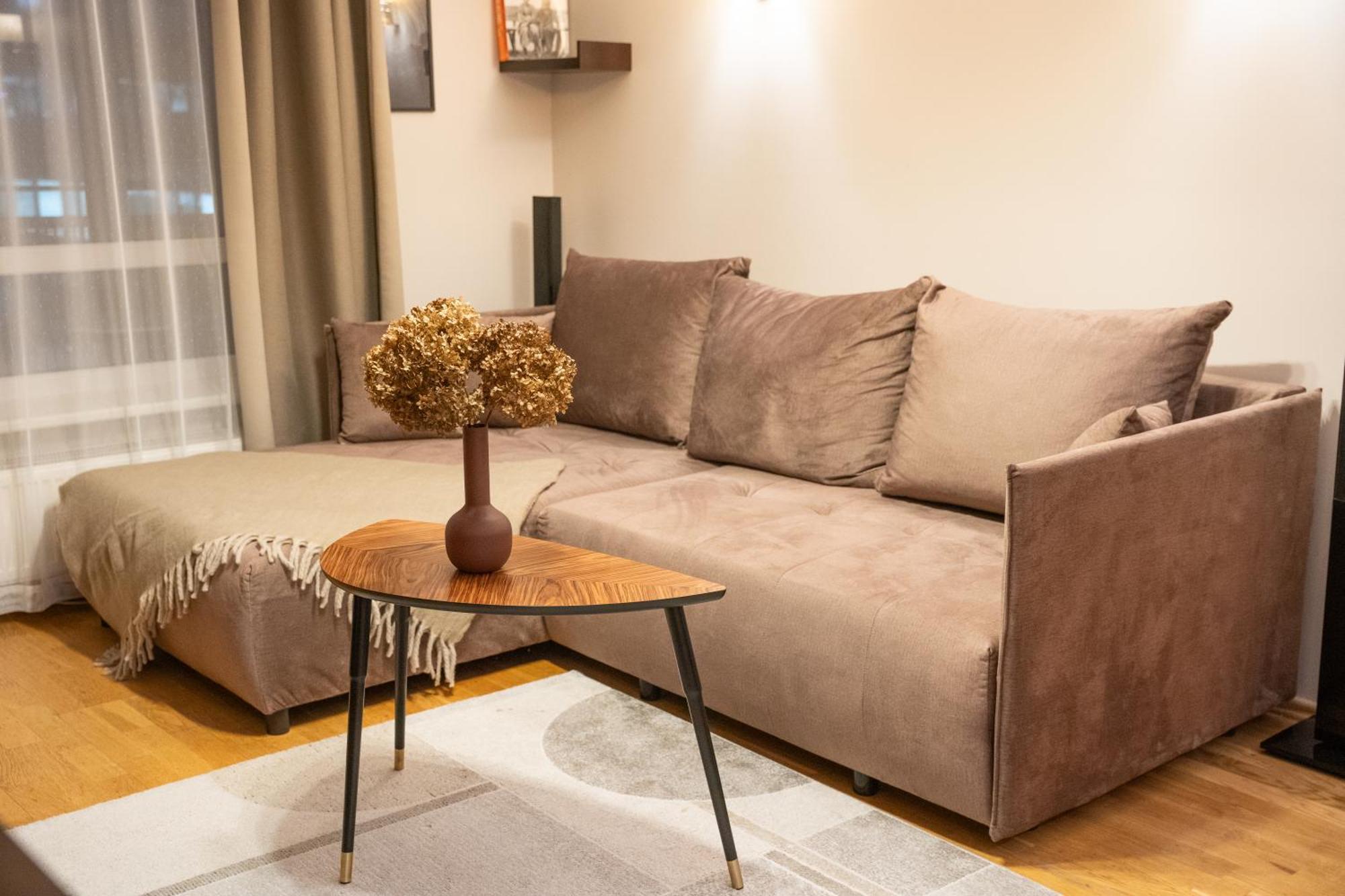 Hygge Oasis For Family With Free Parking And Wi Fi Butas